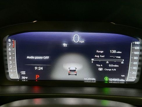 Used 2023 Honda Pilot Elite image 10