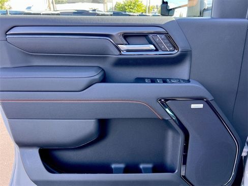 New 2026 GMC Sierra 2500 AT4 w/ AT4 Premium Plus Package image 19