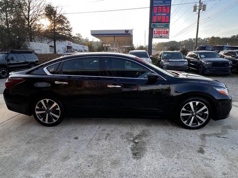 Used 2017 Nissan Altima 2.5 SR image 6