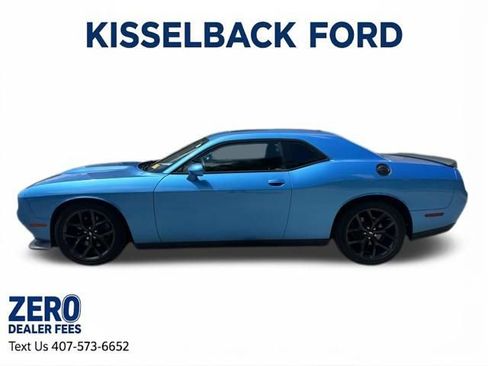 Used 2019 Dodge Challenger GT w/ Driver Convenience Group RWD image 9