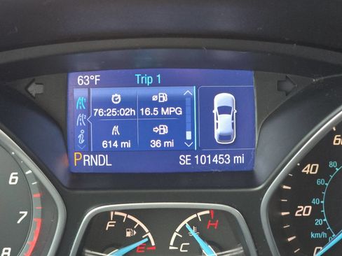 Used 2014 Ford Focus SE w/ SE Sport Package FWD image 25