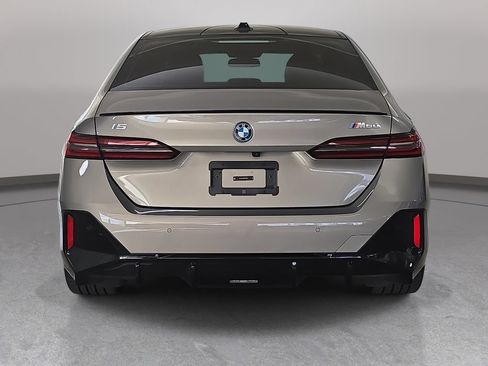 Used 2024 BMW i5 M60 w/ Premium Package AWD/4WD image 8