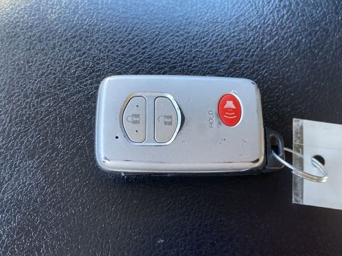 Used 2011 Toyota 4Runner Limited image 32