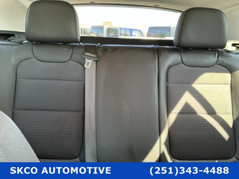 Used 2025 Chevrolet Trax LT w/ LT Convenience Package image 27