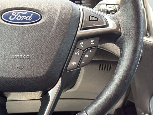 Used 2023 Ford Edge Titanium AWD/4WD image 15
