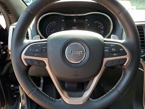 Certified 2017 Jeep Grand Cherokee Limited AWD/4WD image 21