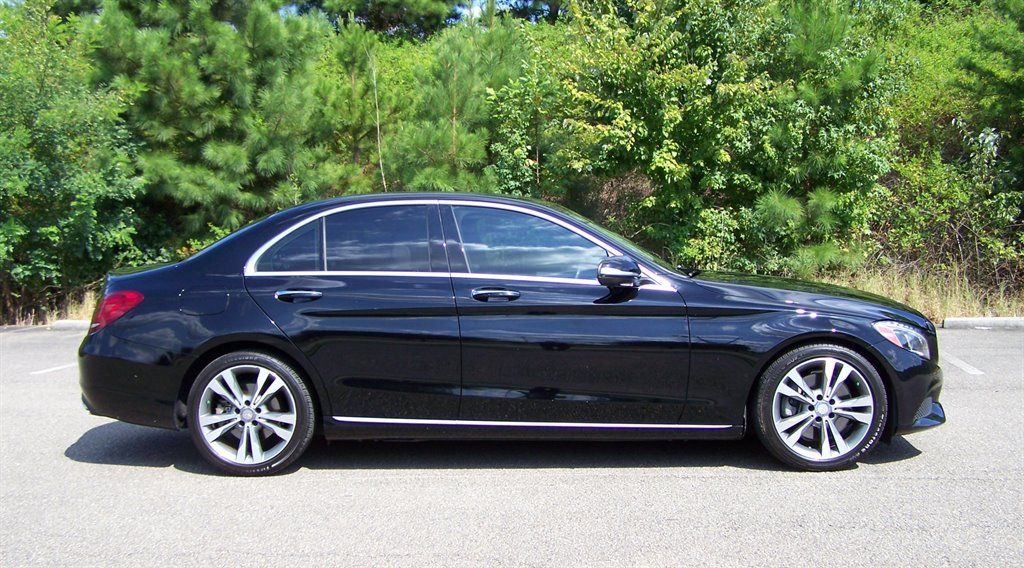 Used 2015 Mercedes-Benz C 300 Sedan image 5