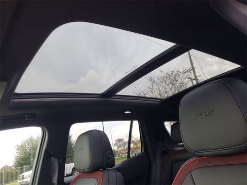 New 2026 Chevrolet Equinox RS w/ Convenience Package III image 30