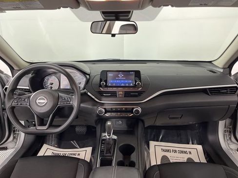Used 2024 Nissan Altima 2.5 S FWD image 38