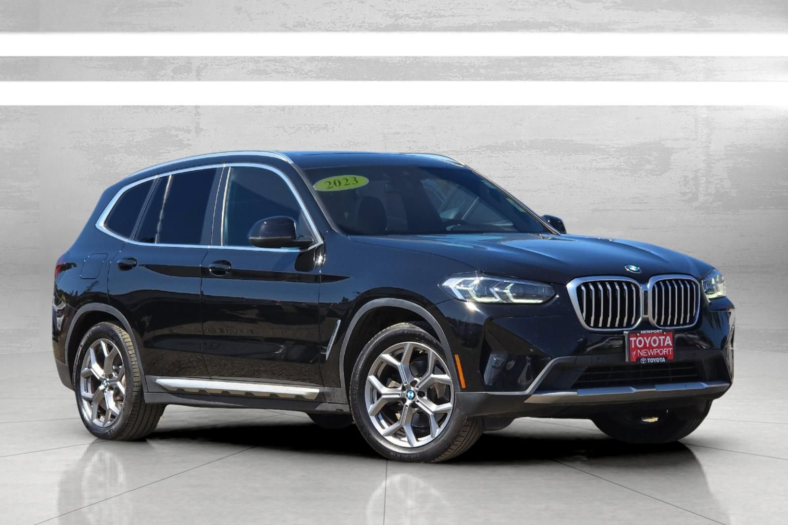 Used 2023 BMW X3 xDrive30i AWD/4WD image 2