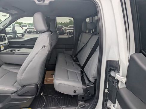 New 2026 Ford F550 4x4 Supercab Super Duty image 11