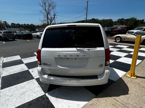 Used 2019 Dodge Grand Caravan GT FWD image 5