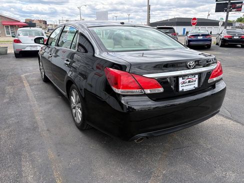 Used 2011 Toyota Avalon Limited FWD image 5
