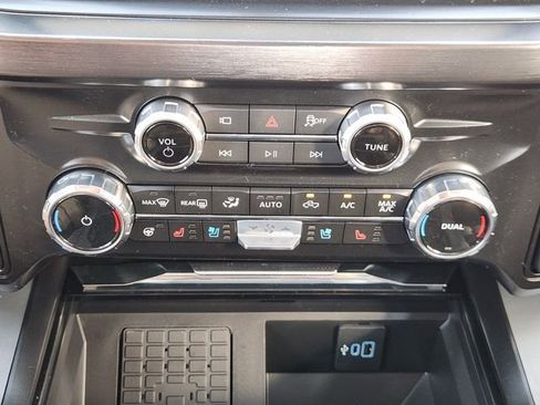 New 2026 Ford F350 Lariat RWD image 14