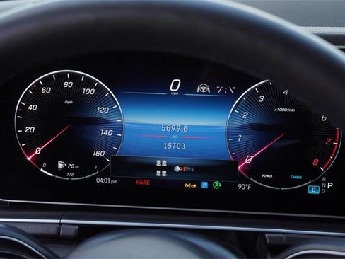 Used 2025 Mercedes-Benz GLS 450 4MATIC image 36