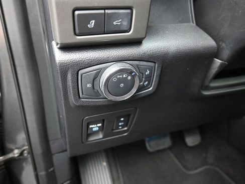 Used 2018 Ford Expedition XLT w/ Equipment Group 202A image 13