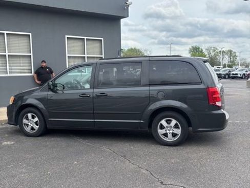 Used 2011 Dodge Grand Caravan Mainstreet w/ PWR Convenience Group image 5