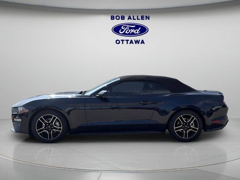 Used 2021 Ford Mustang Premium RWD image 10