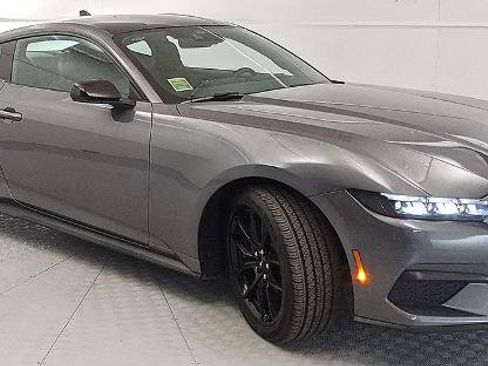 Certified 2025 Ford Mustang Coupe RWD image 1