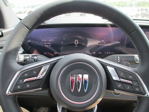 New 2025 Buick Enclave Sport Touring w/ Power Package image 19