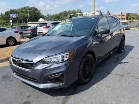 Used 2017 Subaru Impreza 2.0i AWD/4WD image 3