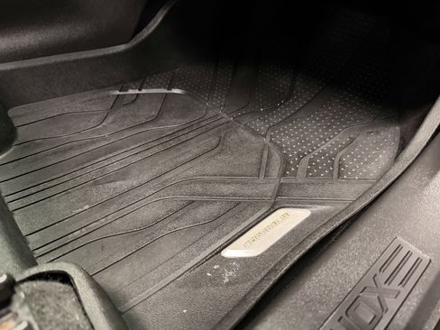 Used 2020 Chevrolet Equinox LS w/ LPO, Floor Liner Package image 28