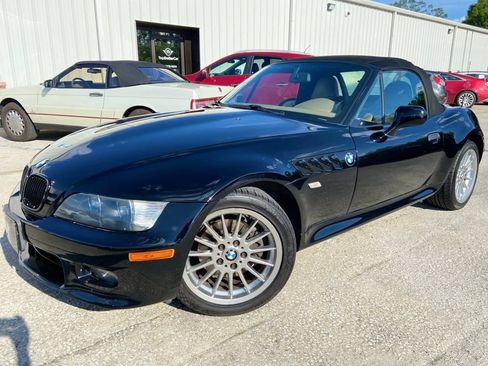 Used 2002 BMW Z3 3.0i RWD image 1