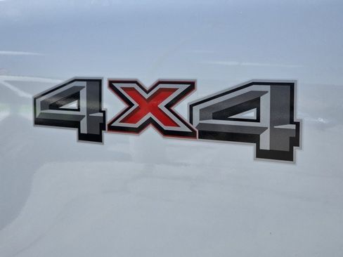 Used 2025 Ford F250 Lariat AWD/4WD image 23