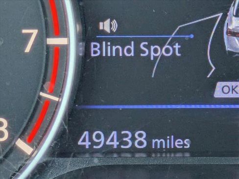 Used 2022 Nissan Altima 2.5 SV w/ SV Premium Package image 12