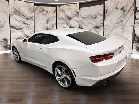 Used 2023 Chevrolet Camaro LT w/ Technology Package RWD image 7