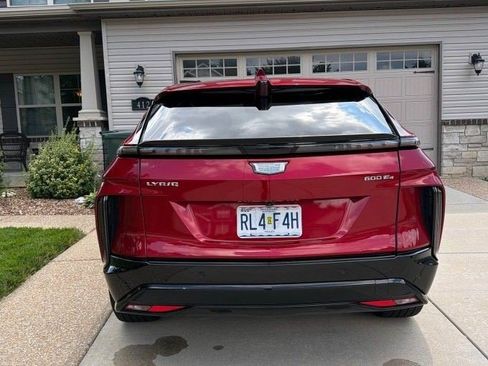 Certified 2024 Cadillac Lyriq Sport AWD/4WD image 3
