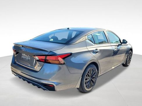New 2026 Nissan Altima 2.5 SV w/ SV Special Edition Package FWD image 4