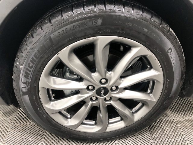Used 2020 Lincoln Corsair AWD image 30