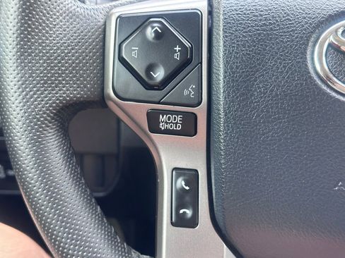 Used 2020 Toyota Tacoma SR5 image 27