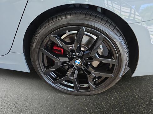 Used 2026 BMW 330i Sedan w/ M Sport Package RWD image 32