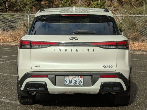 Used 2025 INFINITI QX60 Luxe w/ Black Edition image 6