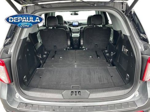 Used 2023 Ford Explorer XLT w/ Equipment Group 202A AWD/4WD image 6