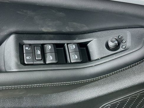 New 2025 Jeep Grand Cherokee Limited image 23