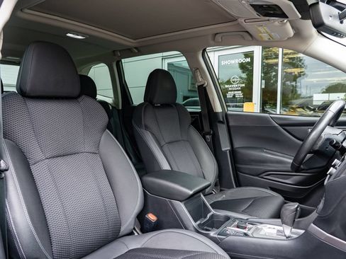 Used 2022 Subaru Forester Premium AWD/4WD image 27
