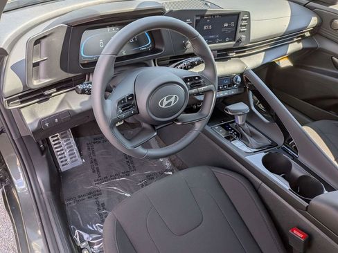 New 2026 Hyundai Elantra SEL Sport Premium FWD image 13