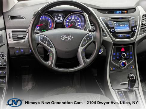 Used 2016 Hyundai Elantra Value Edition FWD image 4