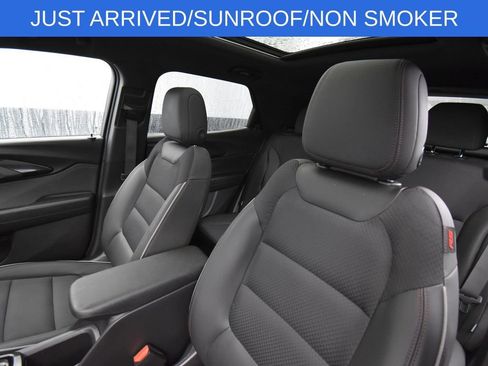 Used 2022 Chevrolet TrailBlazer RS w/ Sun and Liftgate Package image 14