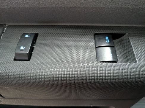 Used 2014 Ford F250 XL w/ Power Equipment Group image 24