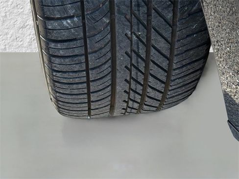 Used 2024 Land Rover Range Rover Evoque Dynamic SE image 45