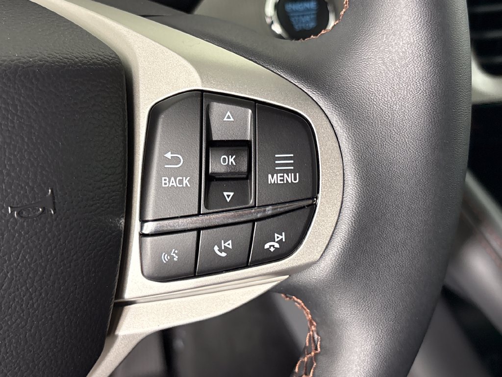 New 2027 Ford Explorer Active RWD image 19