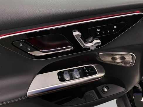Certified 2026 Mercedes-Benz GLC 300 4MATIC image 32