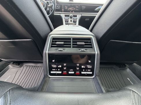 Used 2018 Porsche Panamera 4S AWD/4WD image 25