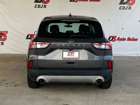 Used 2021 Ford Escape S image 3