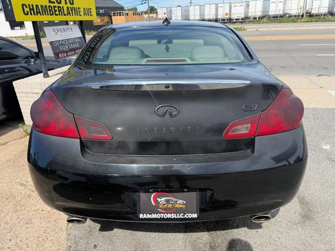 Used 2009 INFINITI G37 Sedan RWD image 4