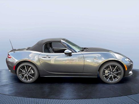 New 2026 MAZDA MX-5 Miata Grand Touring RWD image 7